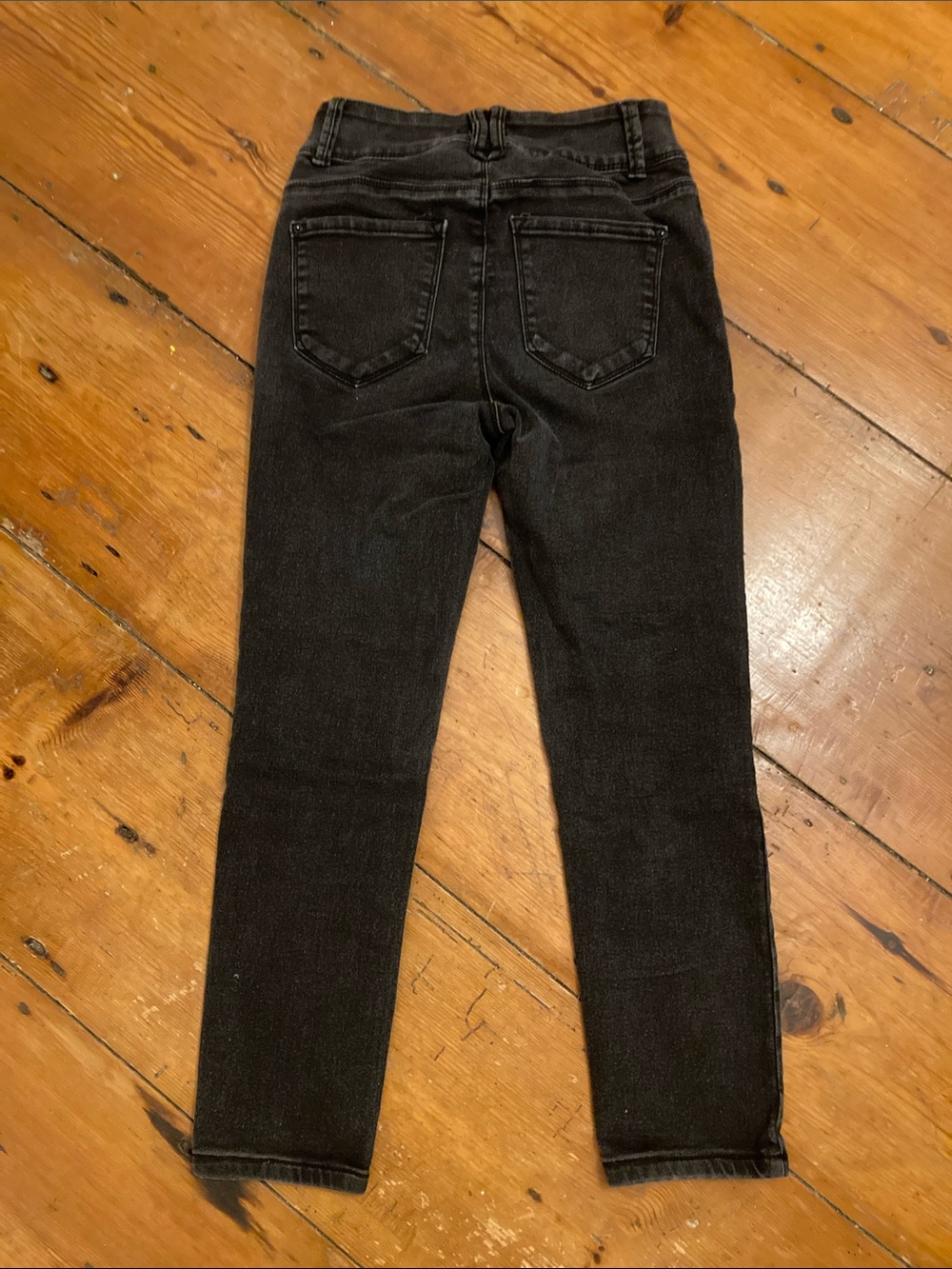 Curve Appeal 2 pair of Women’s Petite Jeans Light Blue and Black Size:2/26 - Picture 8 of 8